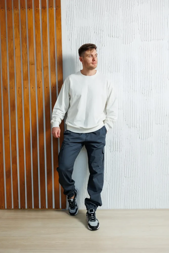 Outfit jalan-jalan outfit crewneck basic