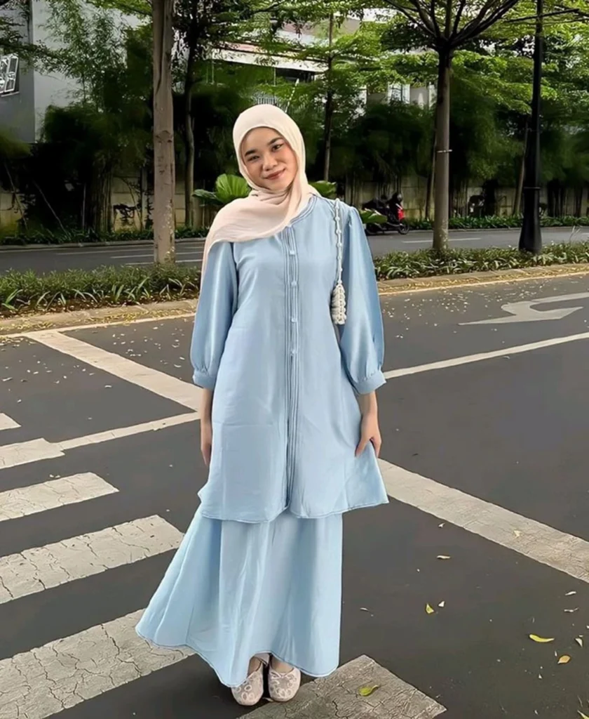 Setelan Kurung Melayu merupakan Model Baju Lebaran 2026