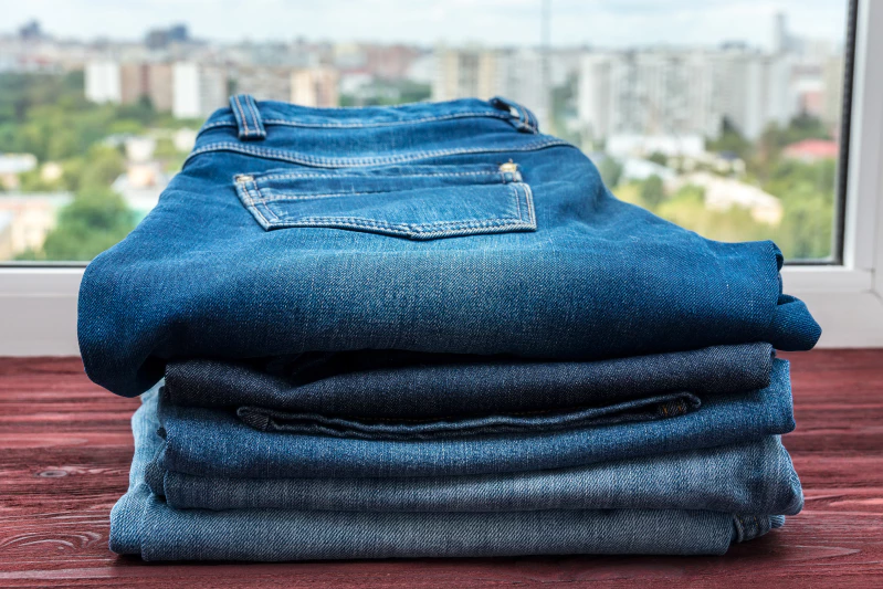 cara melipat celana panjang