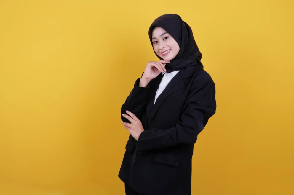 cara memakai jilbab segi empat agar rapi