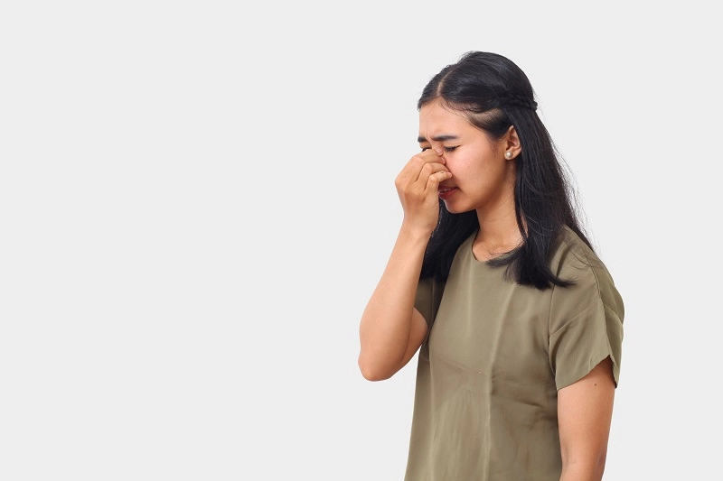 cara mengatasi hidung tersumbat dengan pijatan