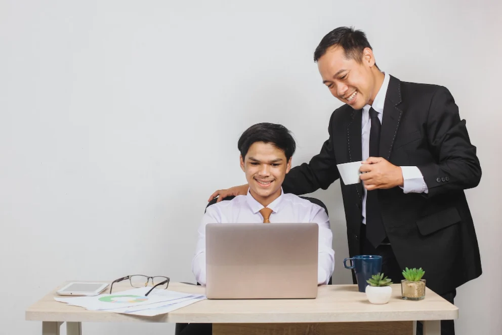 contoh fasilitas kerja selain gaji