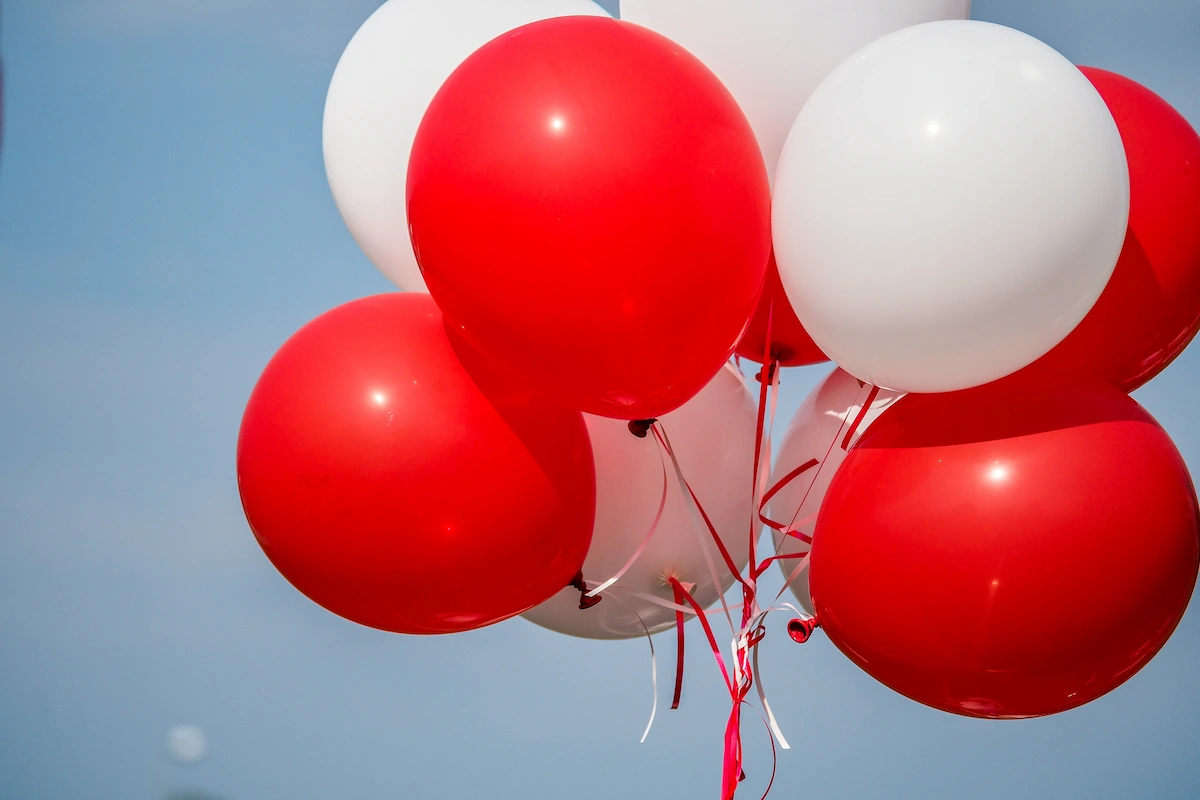 Balon Merah Putih