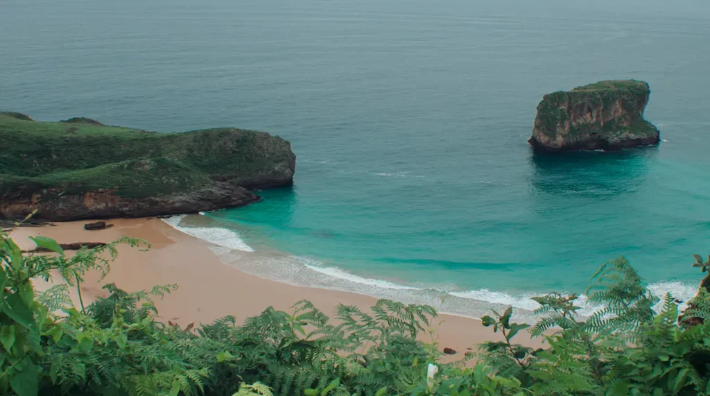 pantai terindah di indonesia