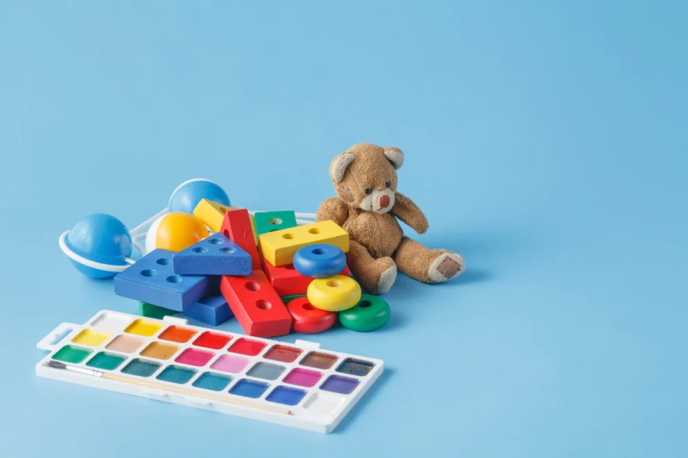 mainan edukatif bayi 6-12 bulan