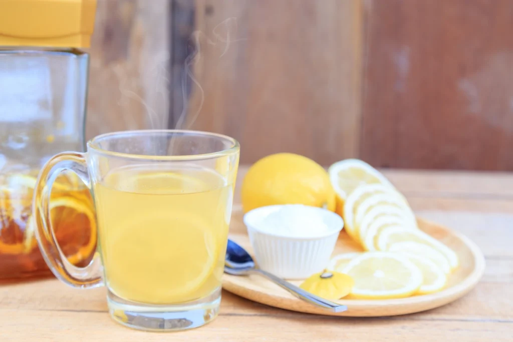 manfaat air lemon hangat