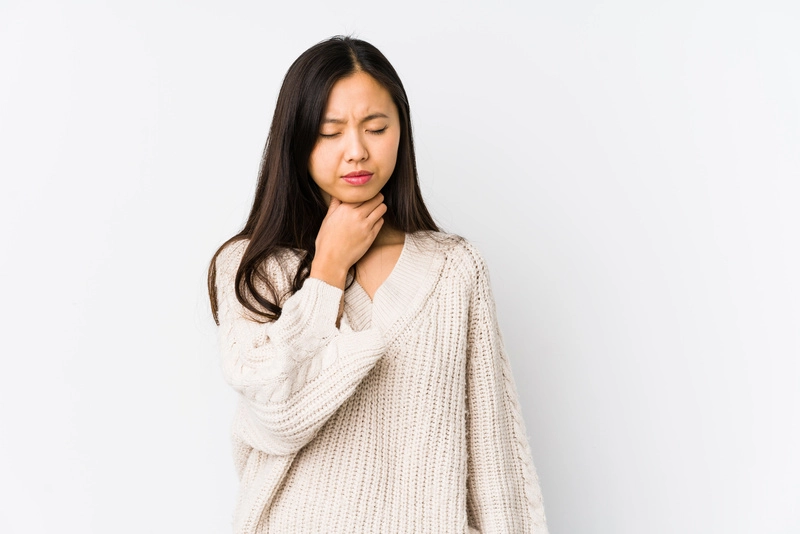 Mengatasi Tenggorokan Kering