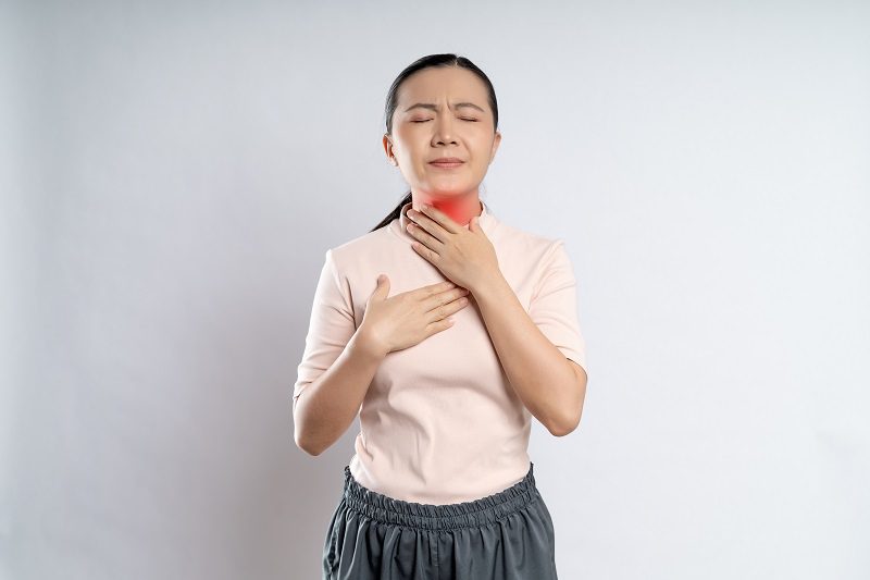 penyebab tenggorokan kering