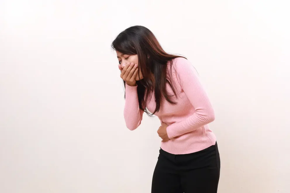 perbedaan mual hamil dan masuk angin